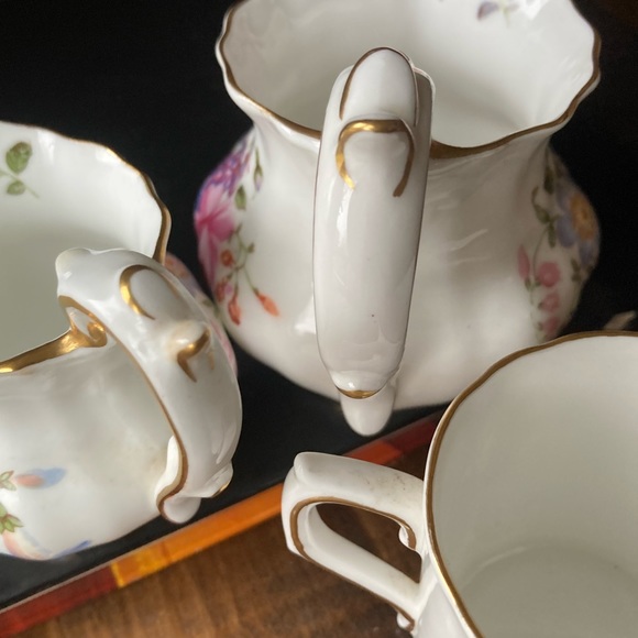 Royal Crown Derby Creamers & Cup - Derby Posies Pattern in Purple & Pink - Picture 7 of 17